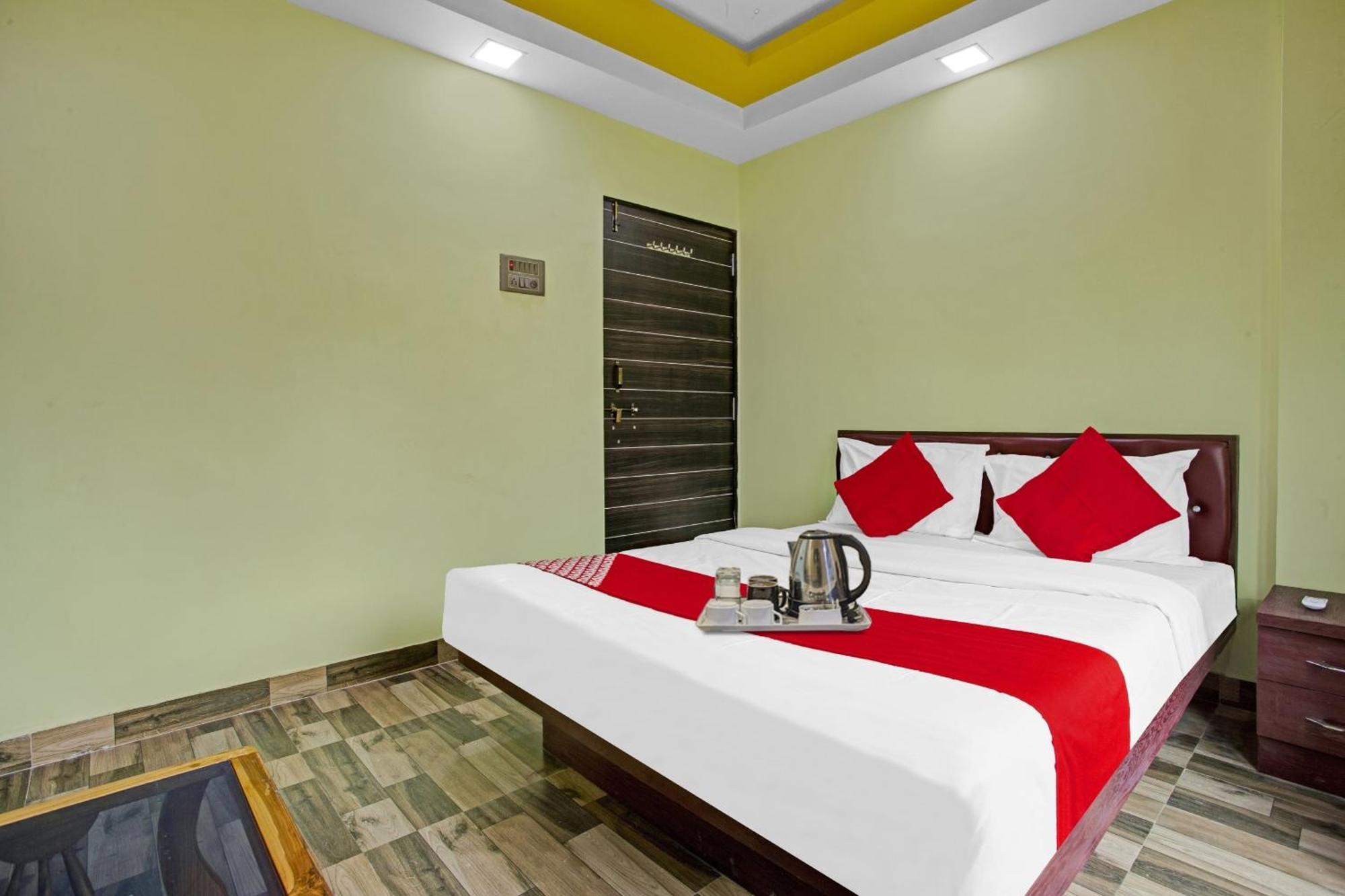 Hotel O Om Sai Residency Lodging And Boarding Taloje Ngoại thất bức ảnh