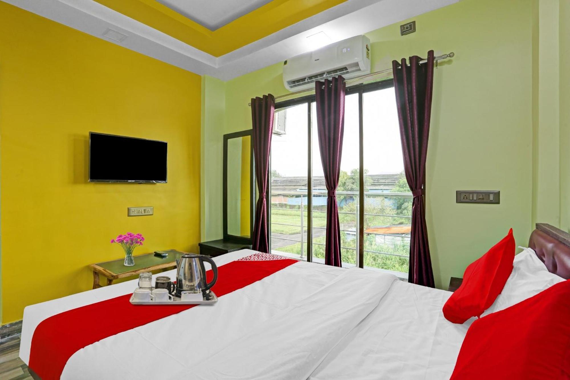 Hotel O Om Sai Residency Lodging And Boarding Taloje Ngoại thất bức ảnh